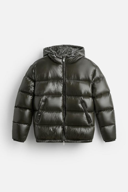 Unisex down jacket with high collar and zip front
