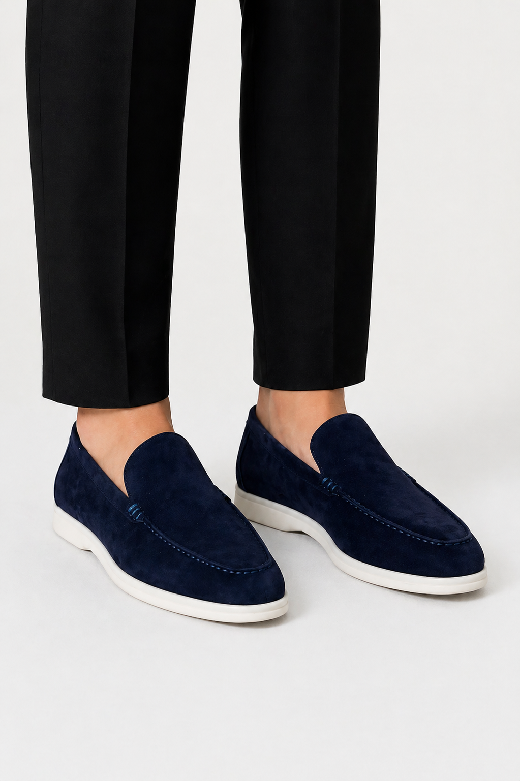 Men's slip-on loafers with moc toe stitching and low soles