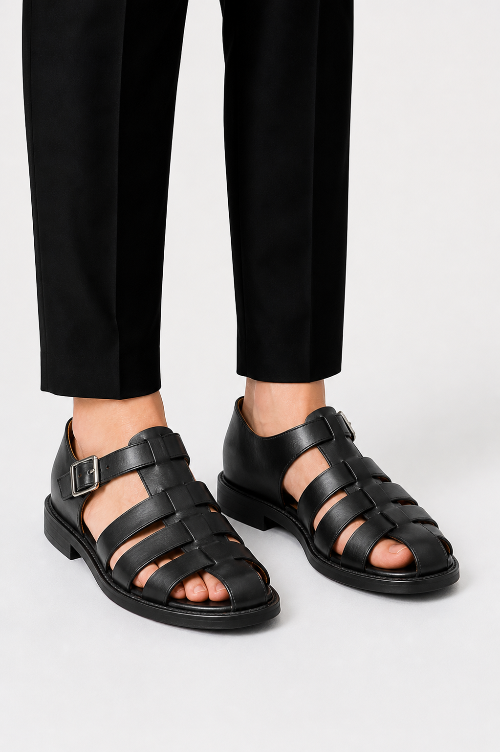 Men's Closed Leather Sandals with Adjustable Buckle