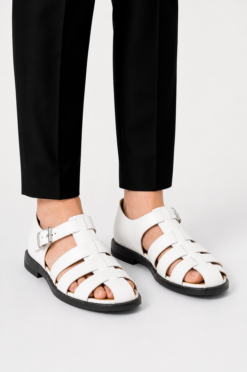 Men's Closed Leather Sandals with Adjustable Buckle