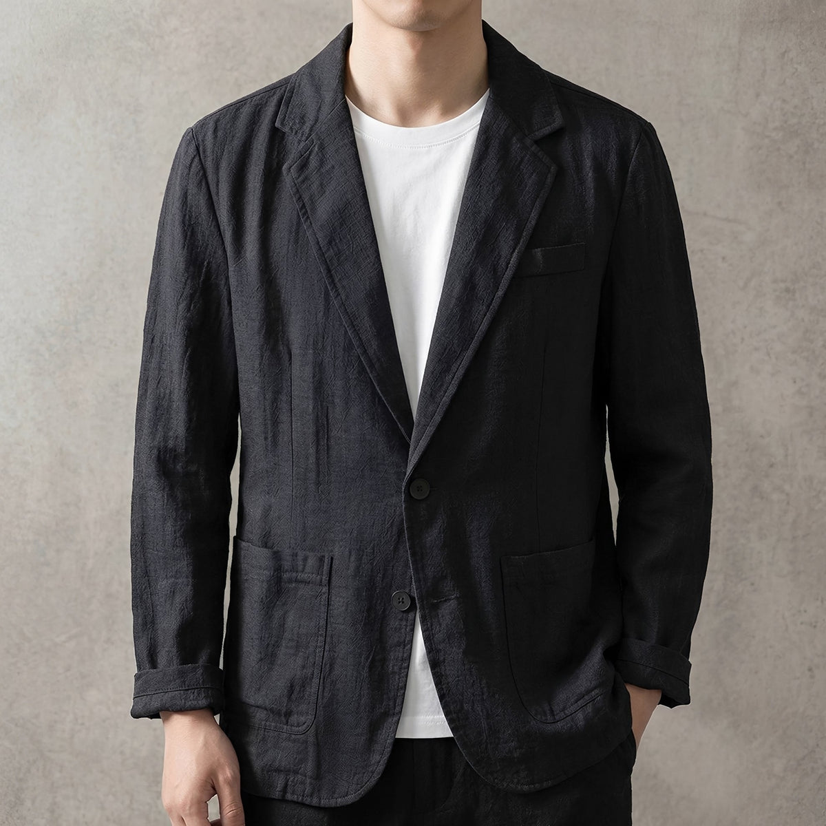 Men's textured blazer with notch lapels, long sleeves, buttons and patch pockets