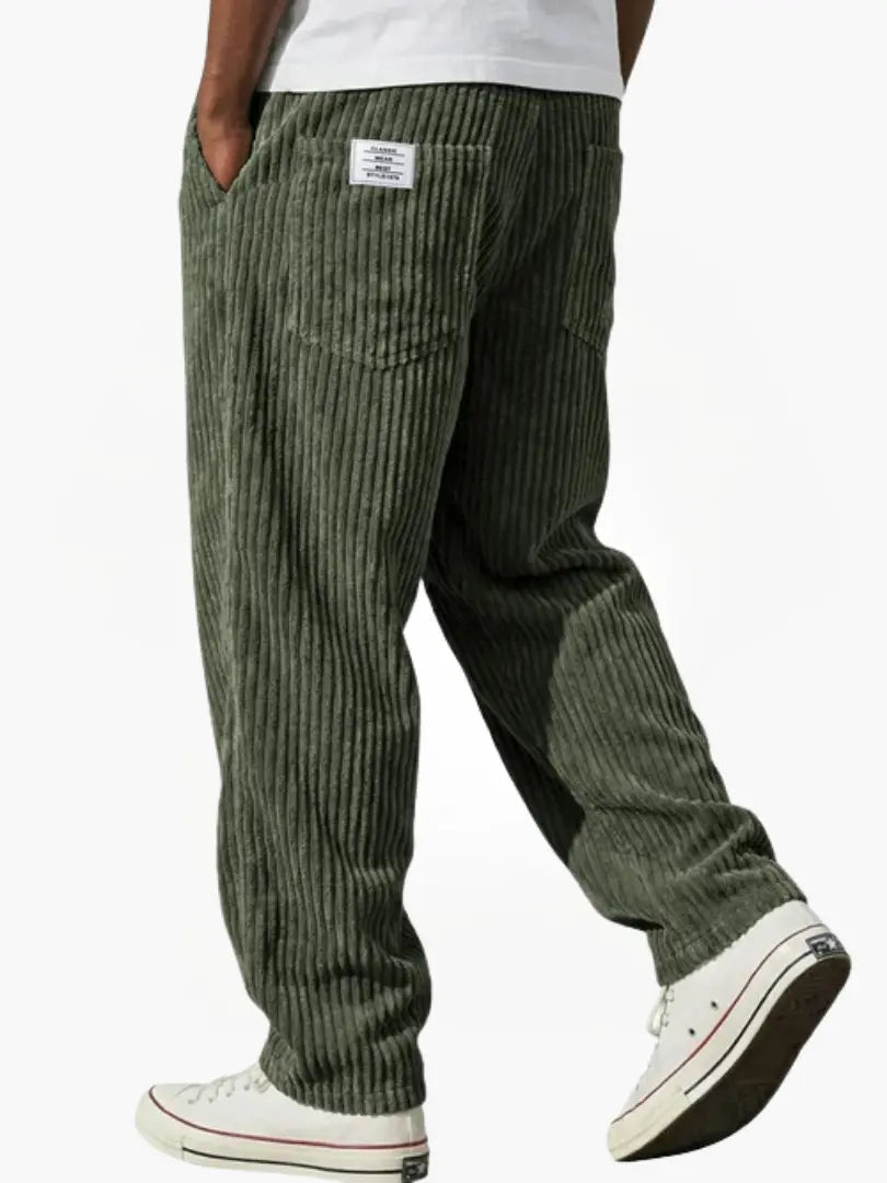 Men's ribbed corduroy trousers with elastic waist and straight legs