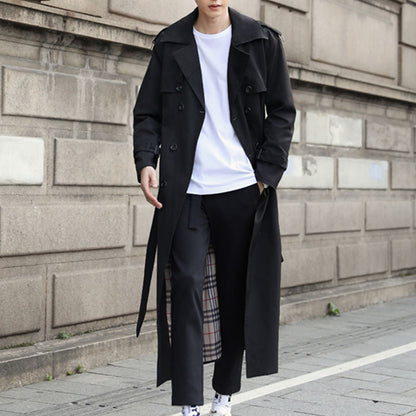 Men's long double-breasted trench coat with belt, buttoned pockets and checked lining