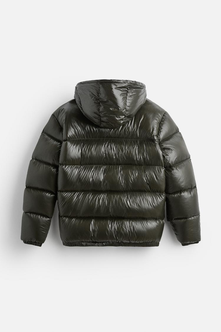 Unisex down jacket with high collar and zip front