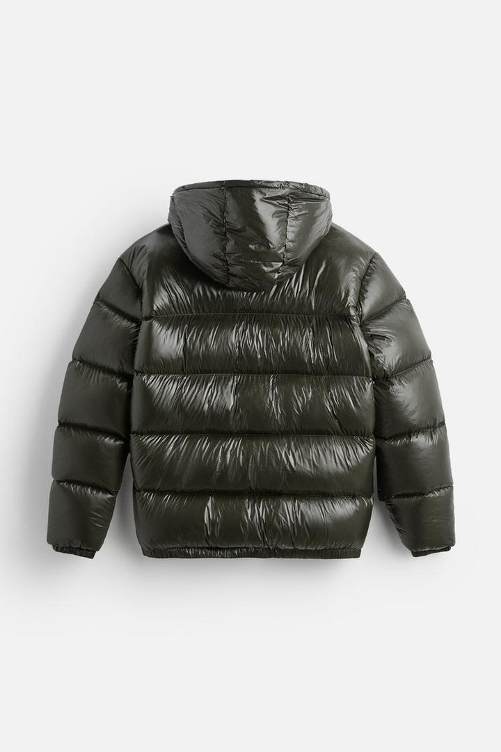 Unisex down jacket with high collar and zip front