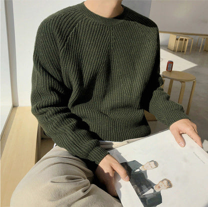 Men's ribbed crew neck sweater with long sleeves