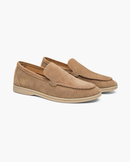 Unisex slip-on loafers with moccasin stitching and low heels