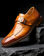Monk strap loafer with buckle, pointed toe and textured panels