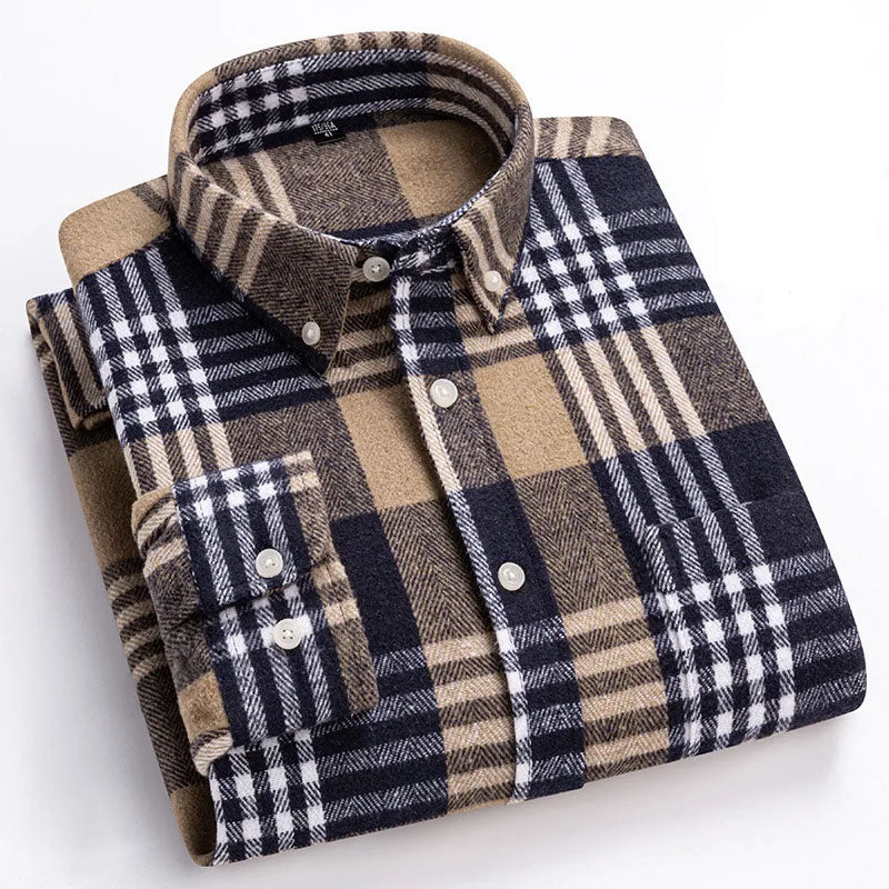 Long-sleeve checked flannel shirt with button-down collar and chest pocket