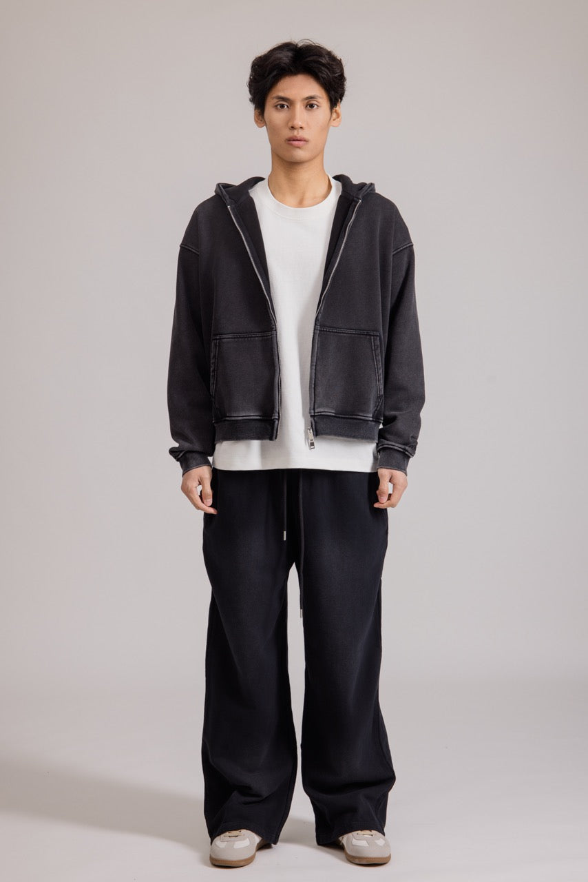 Linden zip jacket with a casual outerwear cut