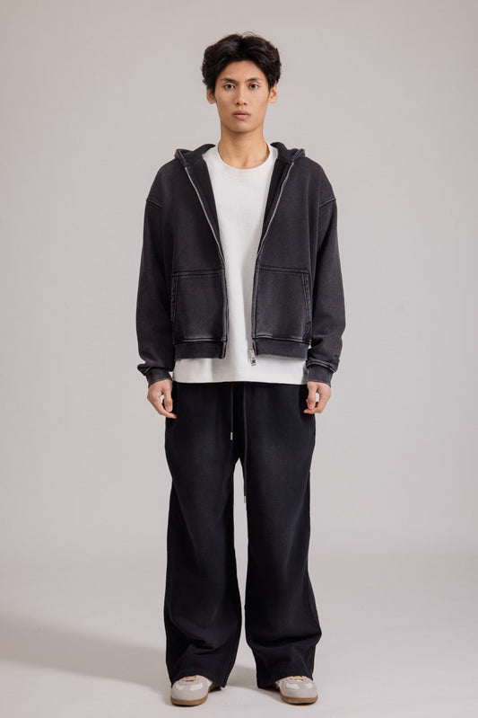 Linden zip jacket with a casual outerwear cut