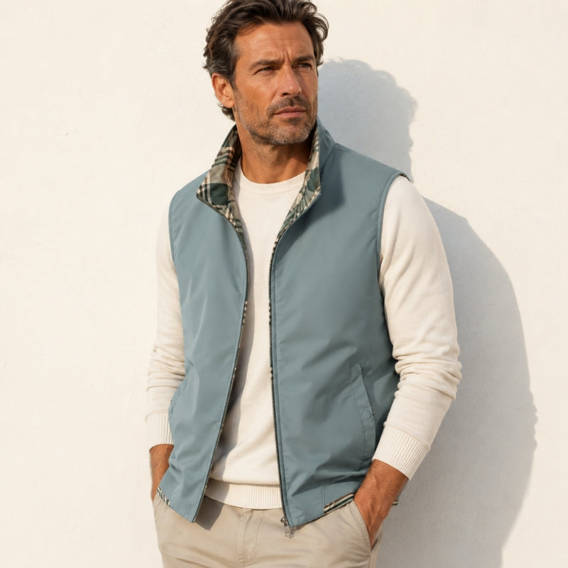 Sleeveless plaid-lined gilet vest with stand collar, zip front and zipped pockets