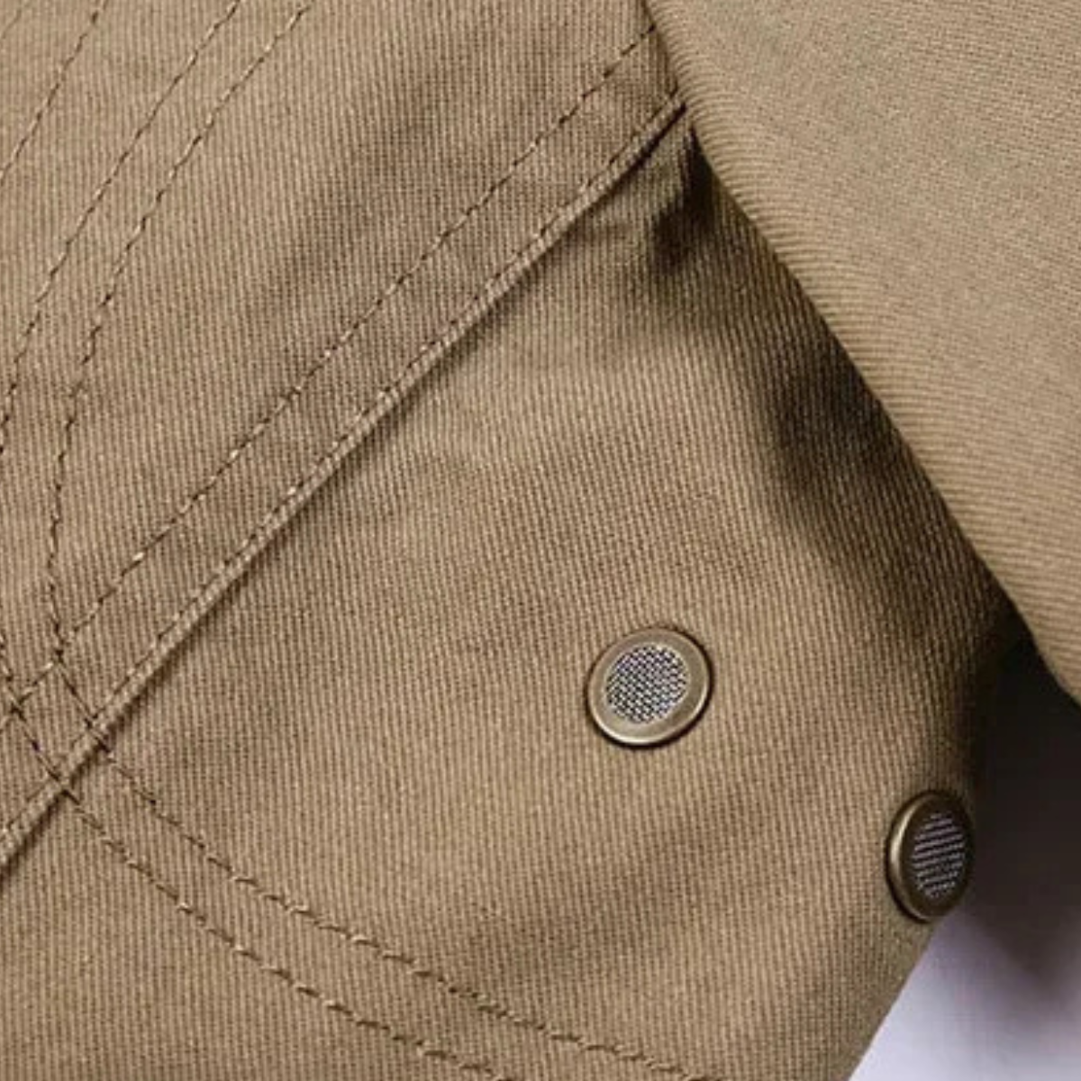Men's blazer with notched lapels, long sleeves, button front and multiple pockets