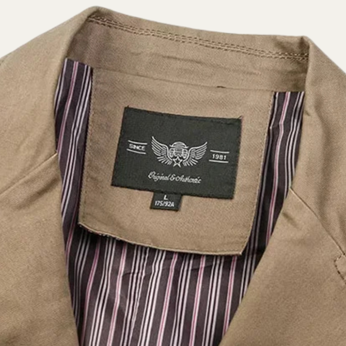 Men's blazer with notched lapels, long sleeves, button front and multiple pockets