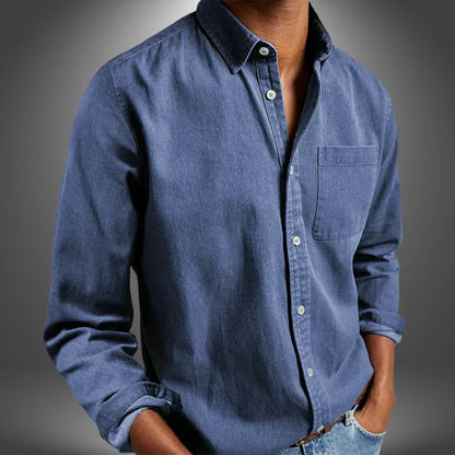 Men's long-sleeve button-down shirt with chest pocket