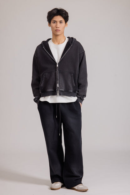 Linden zip jacket with a casual outerwear cut