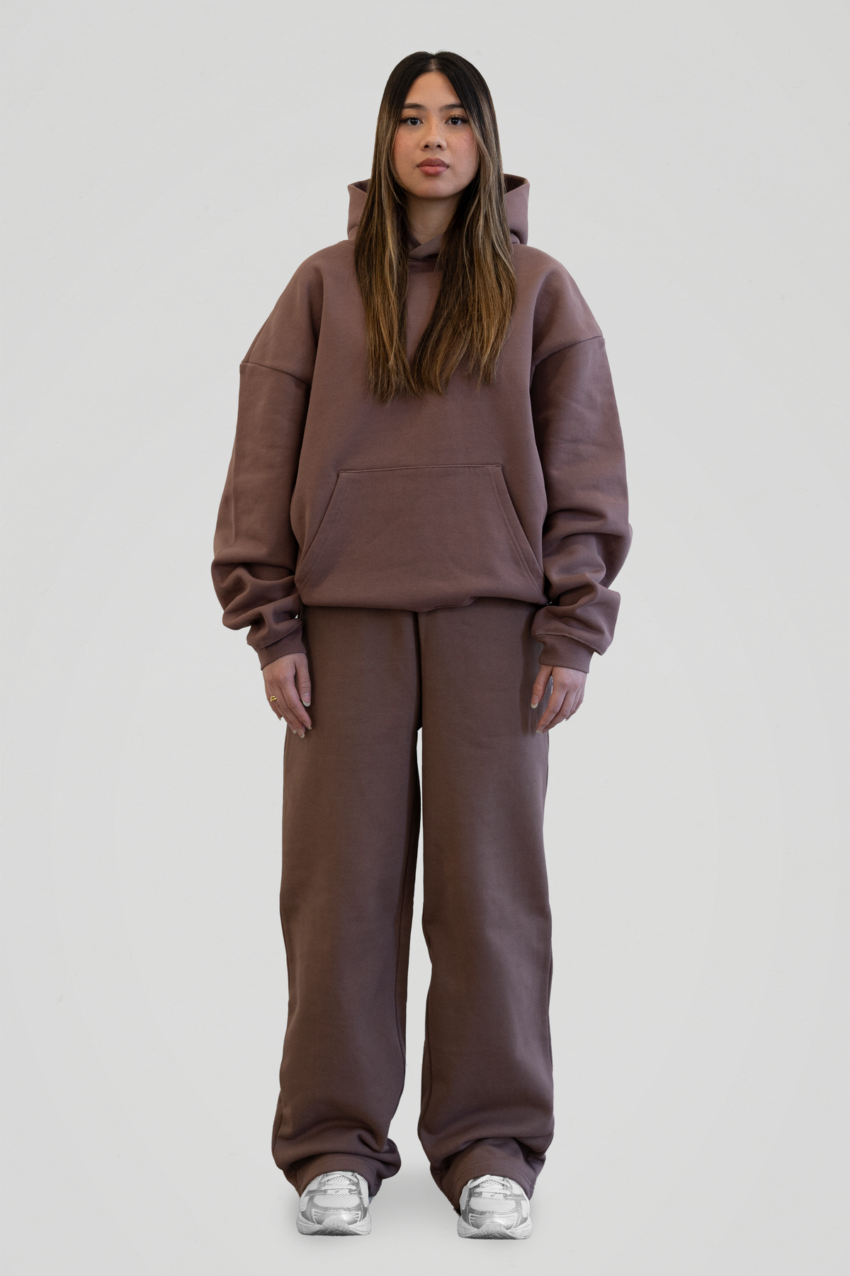 Brown long-sleeve pullover hoodie with hood and front kangaroo pocket