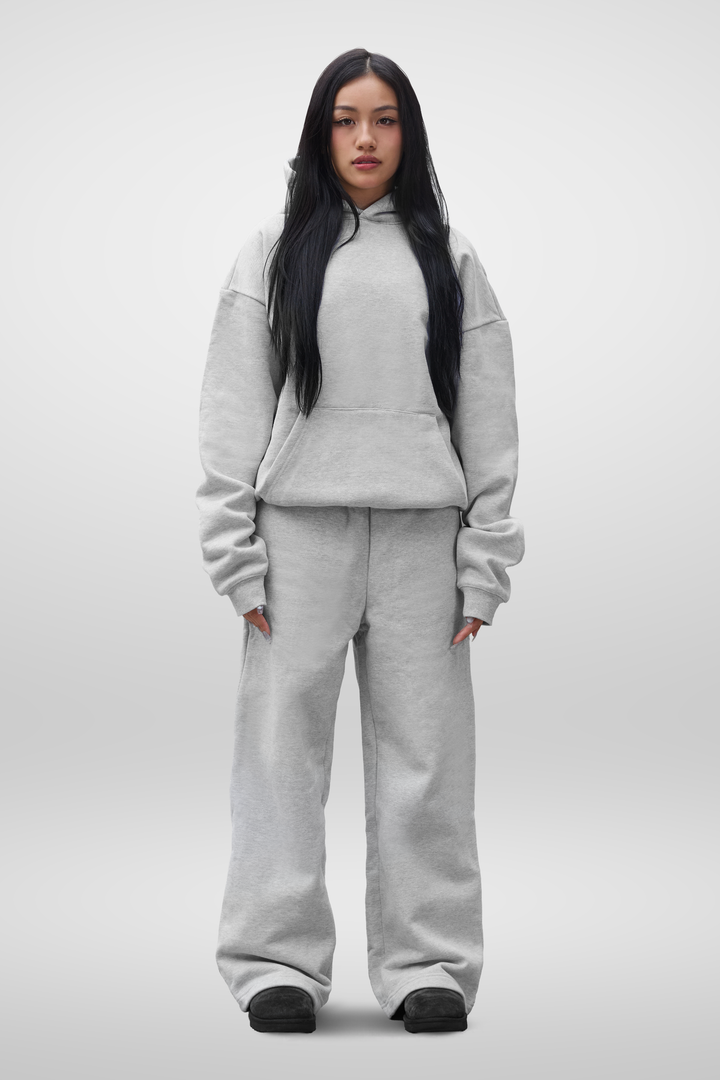Unisex heather grey 600 GSM hoodie with long sleeves