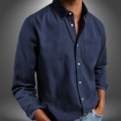Men's long-sleeve button-down shirt with chest pocket