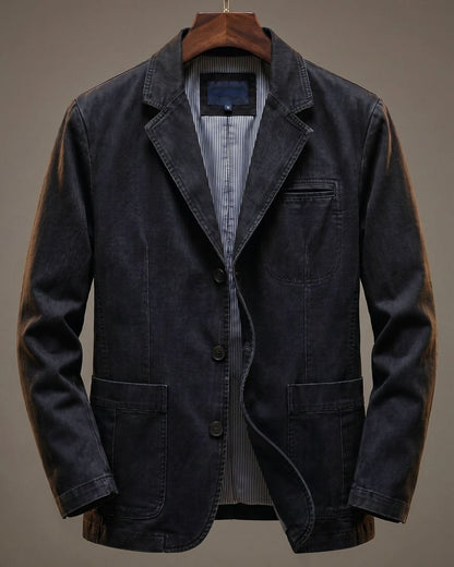 Washed blazer with notched lapels, button front, long sleeves and patch pockets