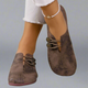 Moccasin shoes with round toes, decorative lace detail and flat soles