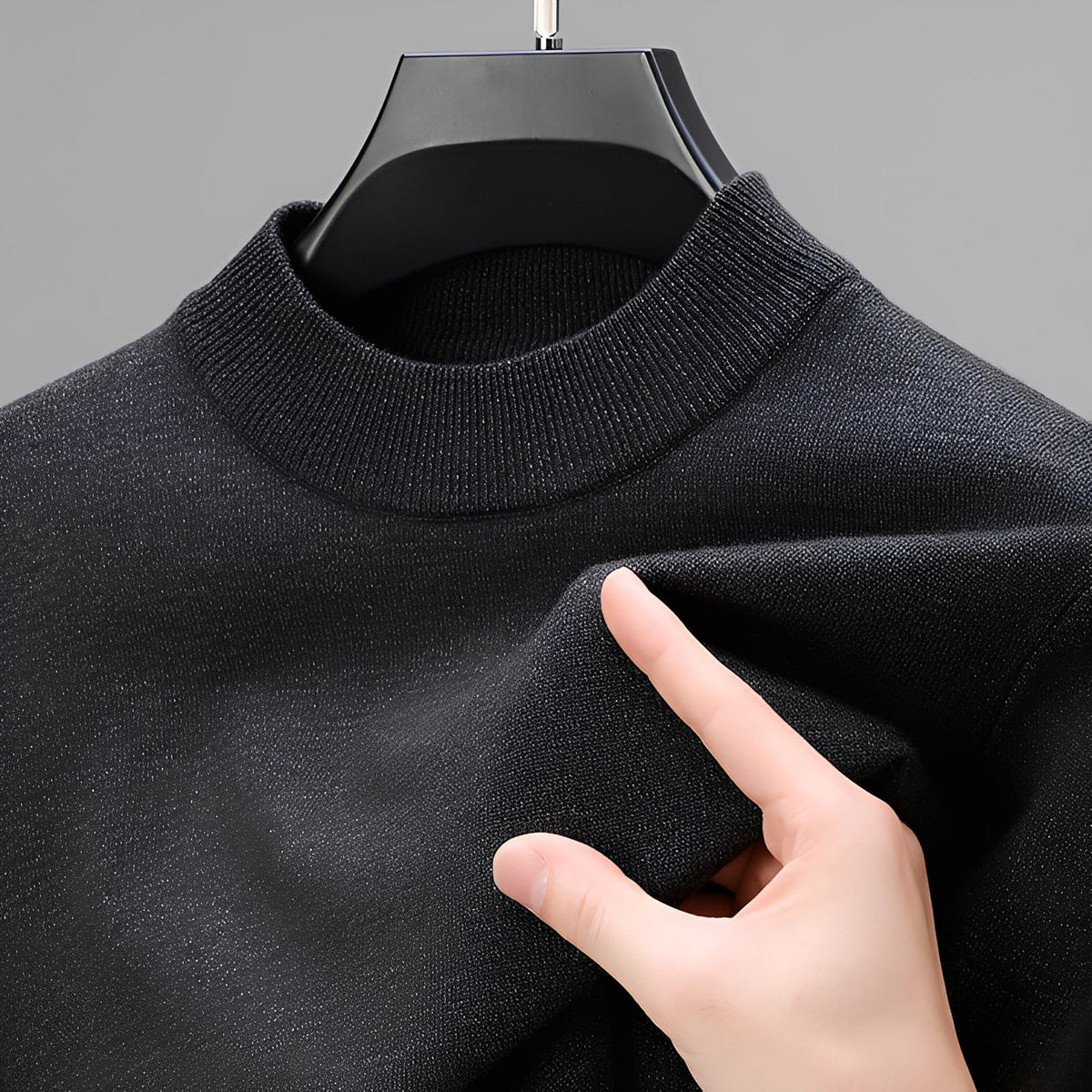 Men's plain mock neck jumper with ribbed collar and long sleeves