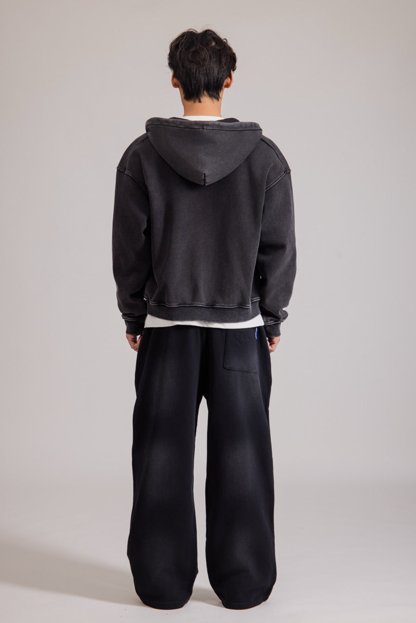 Linden zip jacket with a casual outerwear cut