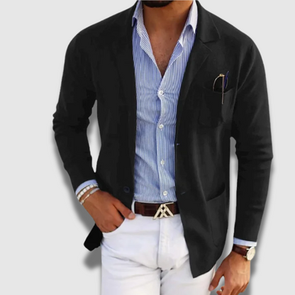 Men's tailored blazer with notched lapels, long sleeves and button fastening