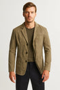 Men's blazer with notched lapels, button front and patch pockets