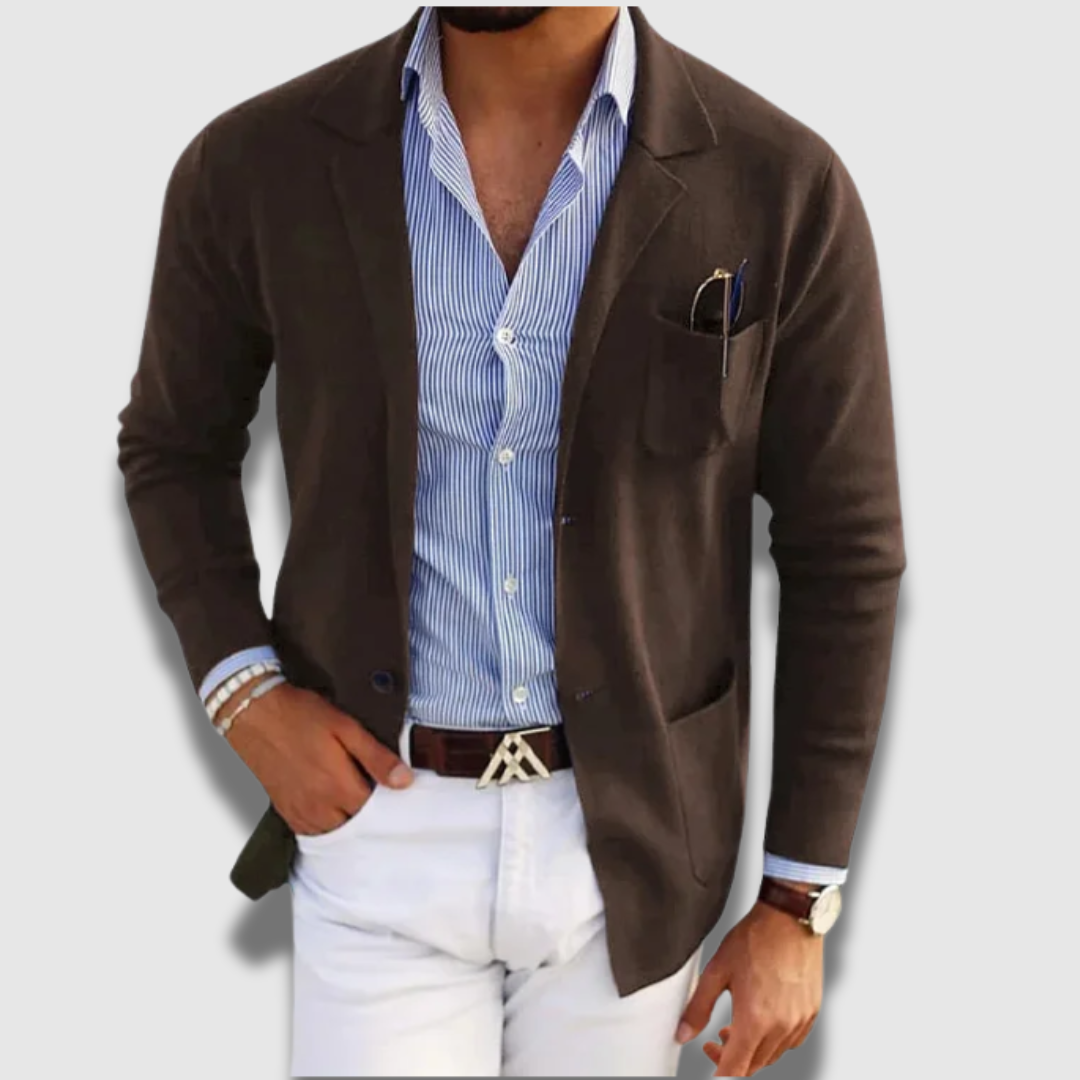 Men's tailored blazer with notched lapels, long sleeves and button fastening