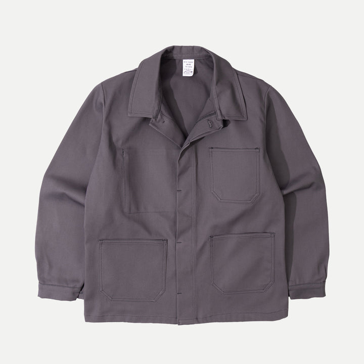 Men's gray utility jacket with collar and multiple patch pockets