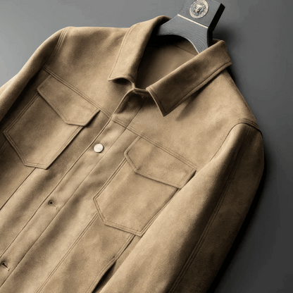 Men's long-sleeve utility jacket with shirt collar, button front and four flap pockets