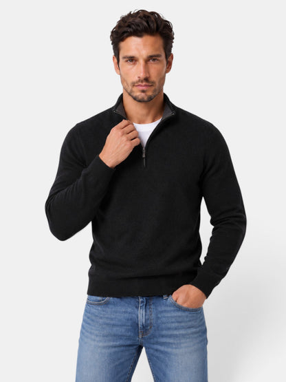 Men's quarter-zip mock neck jumper with long sleeves and ribbed trims