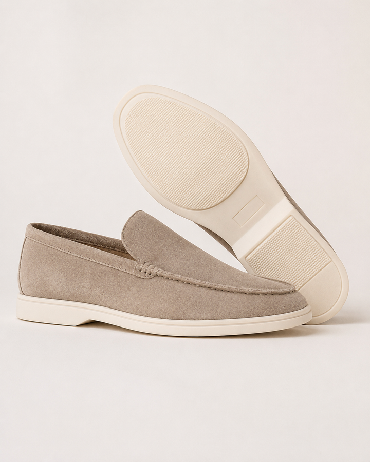Men's rounded-toe slip-on loafers with flat light soles