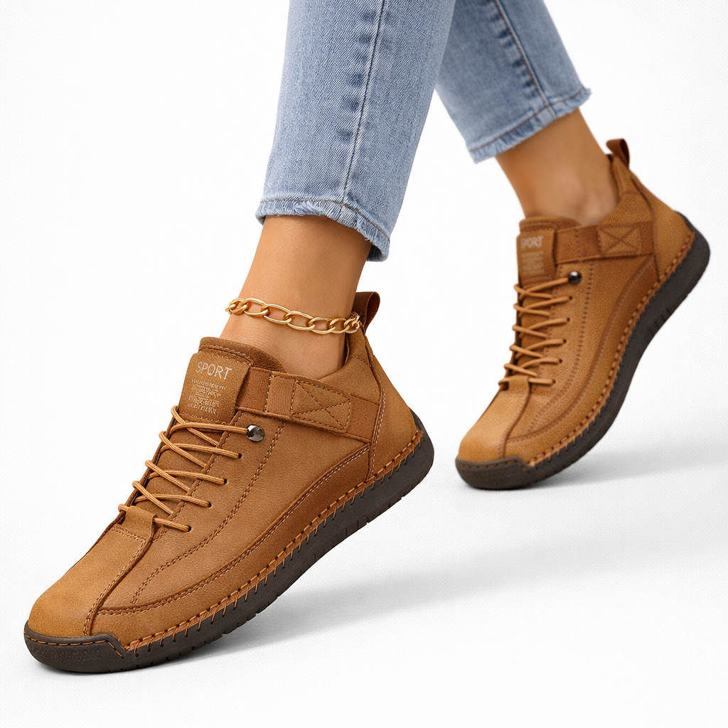 Low-top lace-up sneakers with contrast side panels