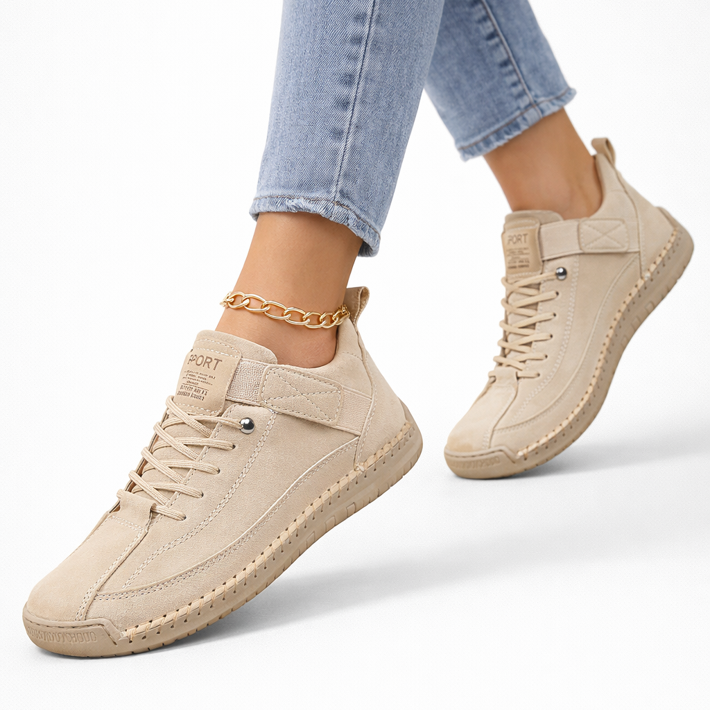 Low-top lace-up sneakers with contrast side panels