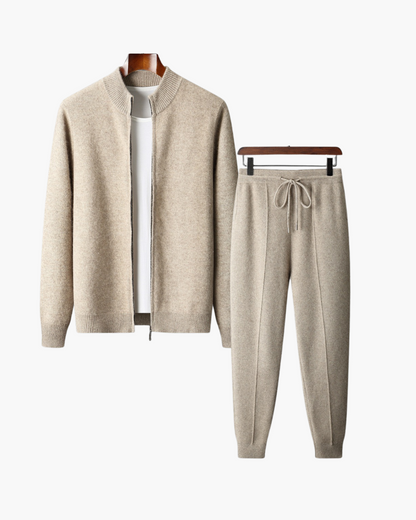 Men's beige knitted zip jacket and matching drawstring jogger set