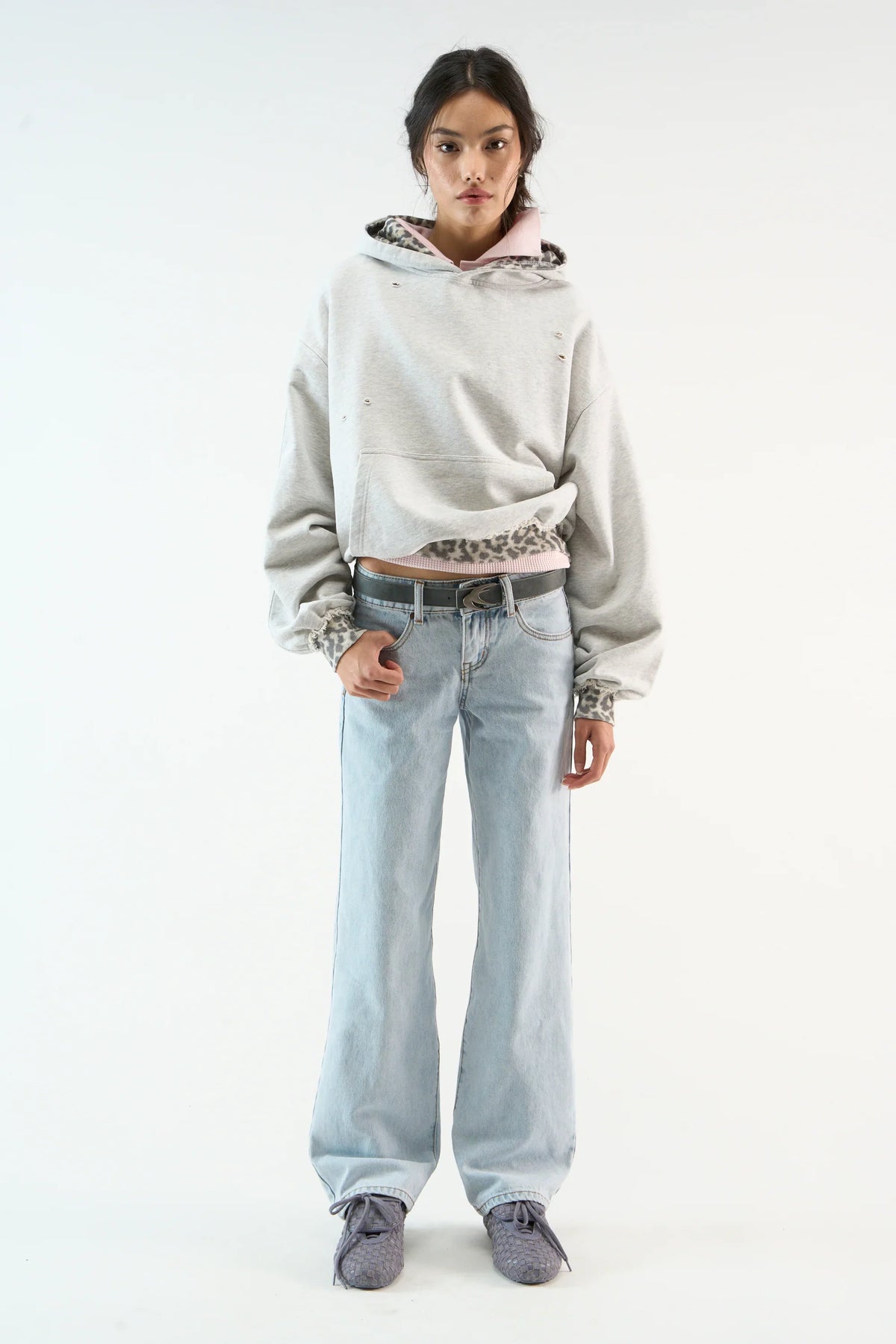 Distressed camouflage hoodie with hood, long sleeves and front pouch pocket