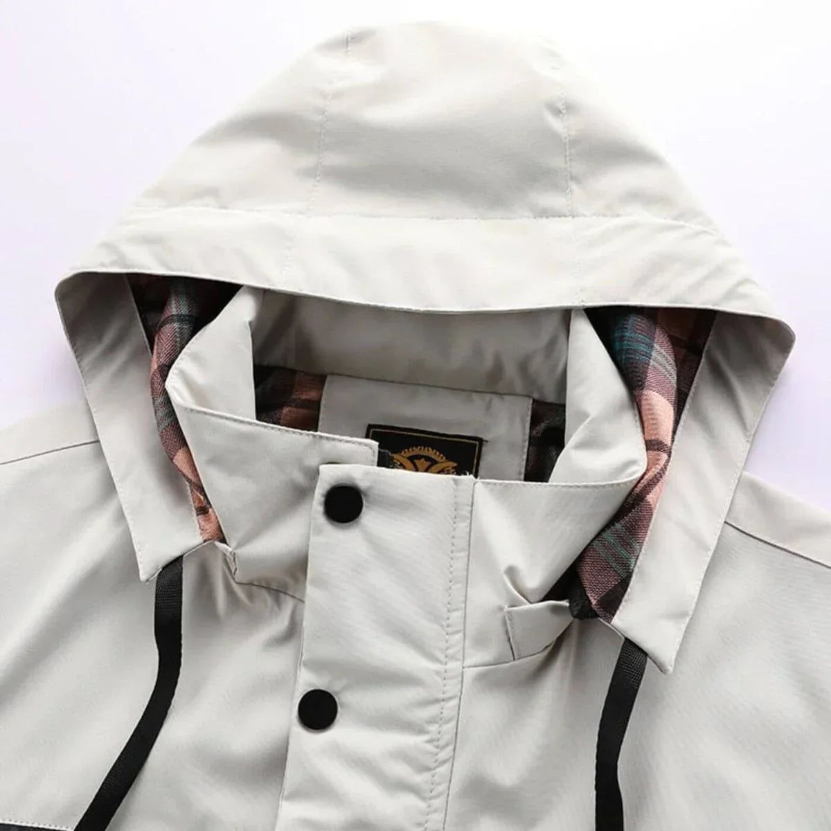 Men's hooded jacket with long sleeves, zip front and multiple utility pockets
