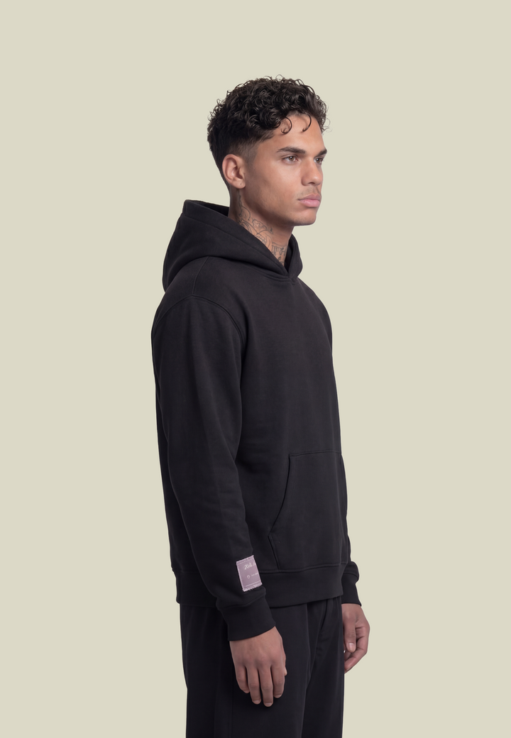 Black hooded sweatshirt with long sleeves