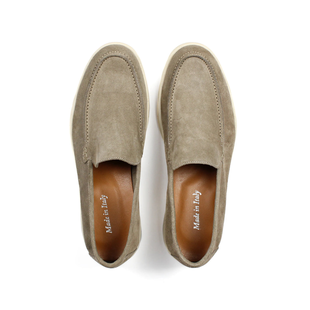 Men's beige moc toe slip-on loafers with low heel