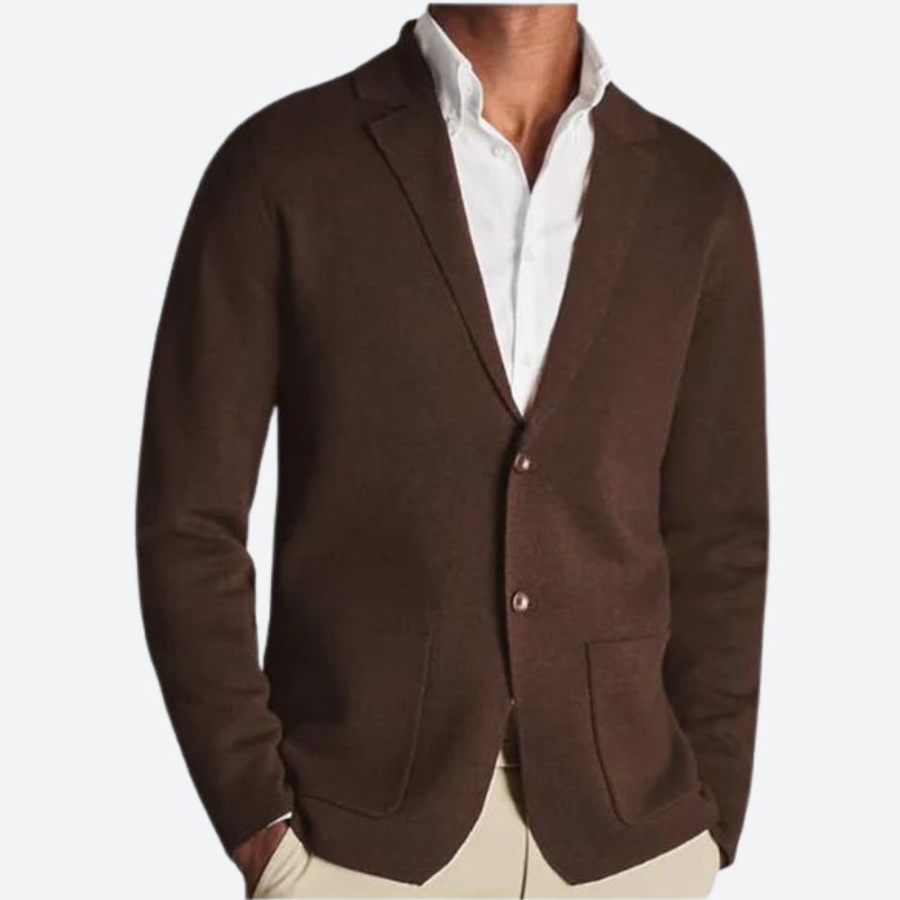 Men's knitted blazer with notched lapels, long sleeves and patch pockets