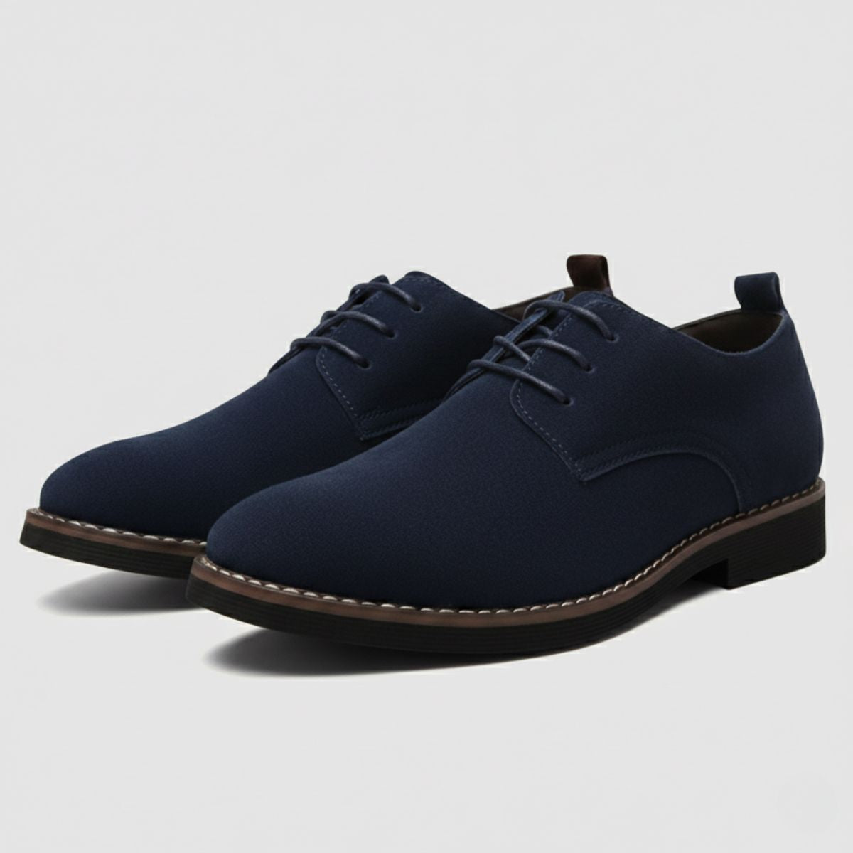Men's lace-up derby shoes with rounded toes, low heels and stitched panel detailing