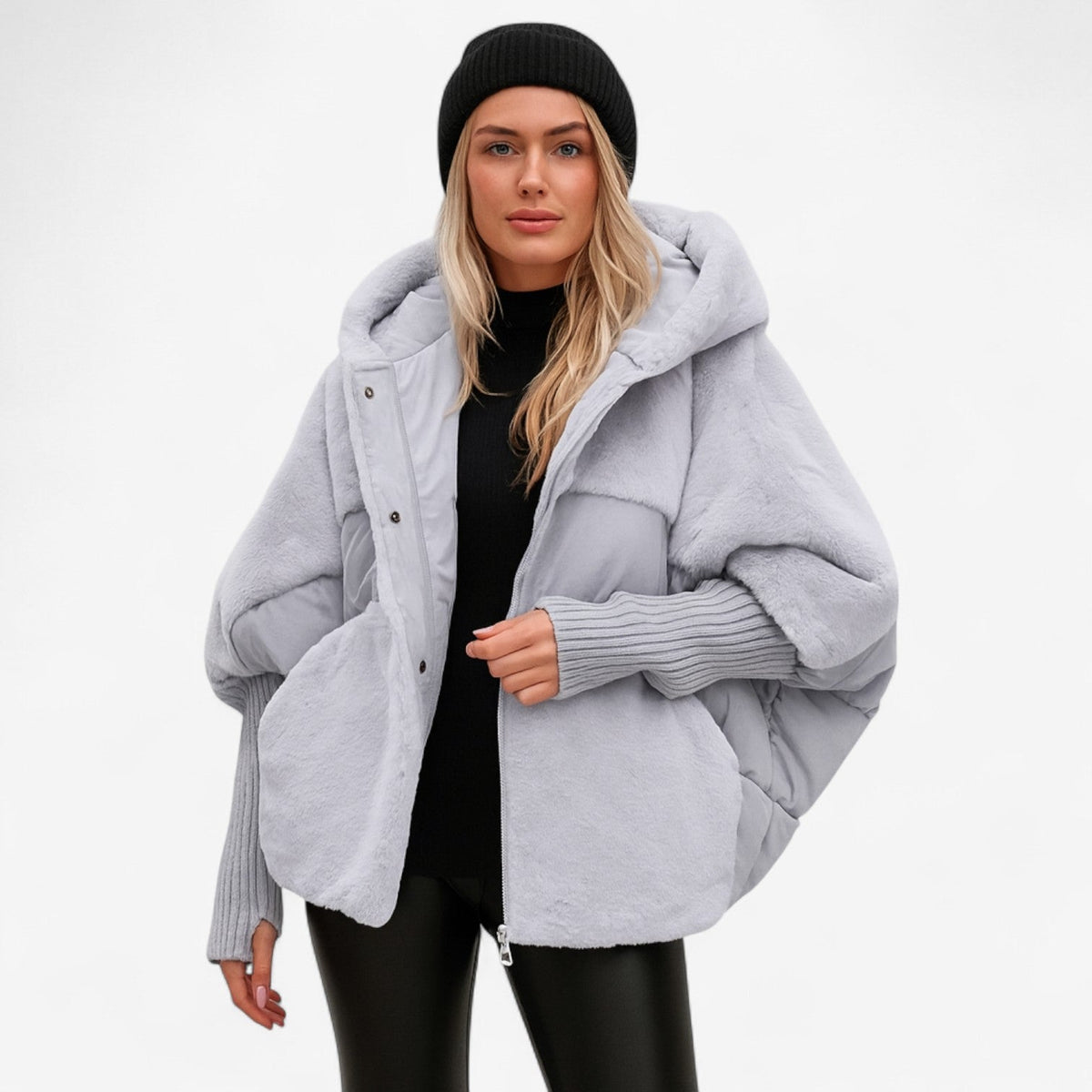 Women's oversized hooded quilted jacket with ribbed cuffs