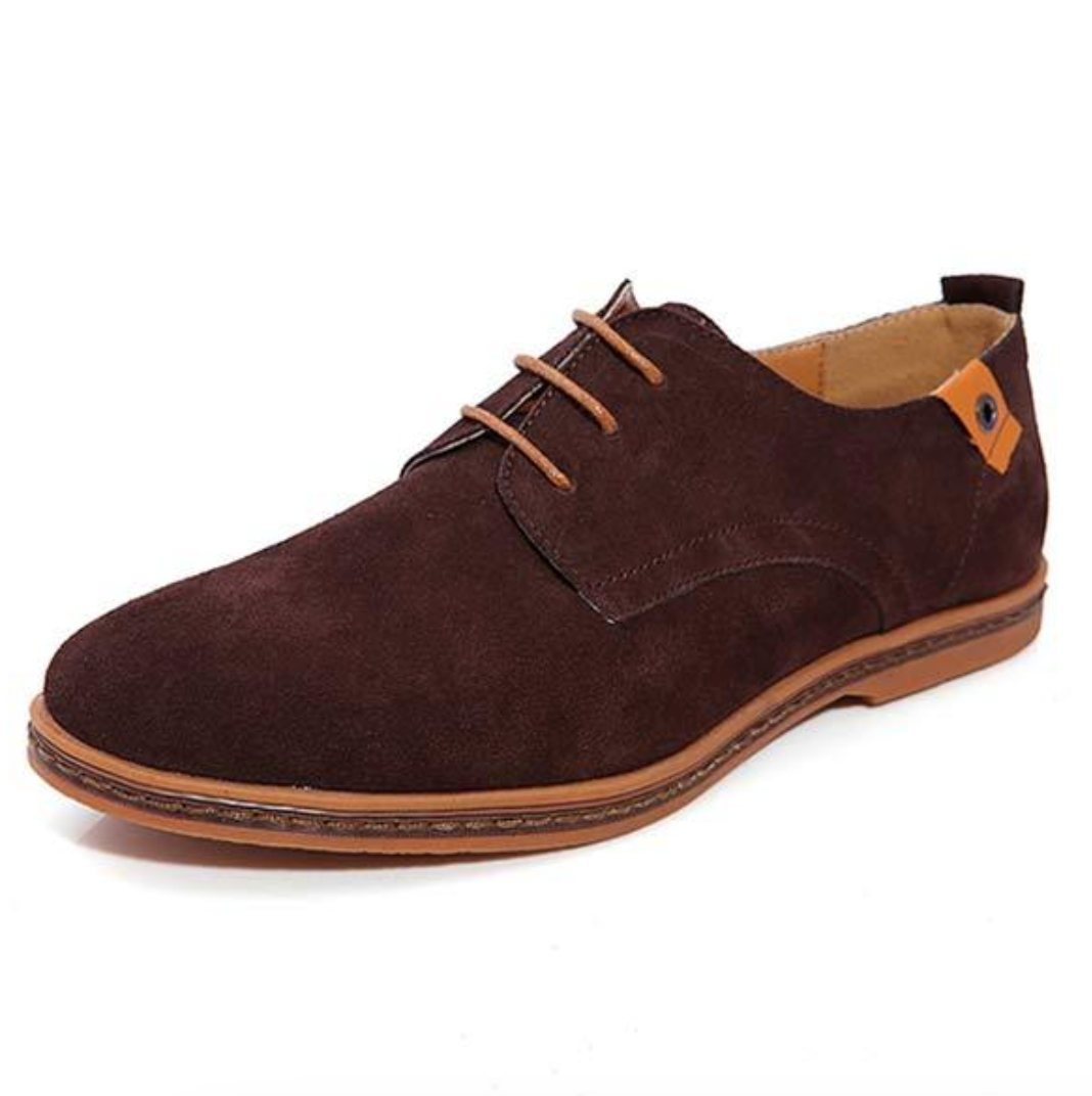 Men's textured lace-up derby shoe with low heel