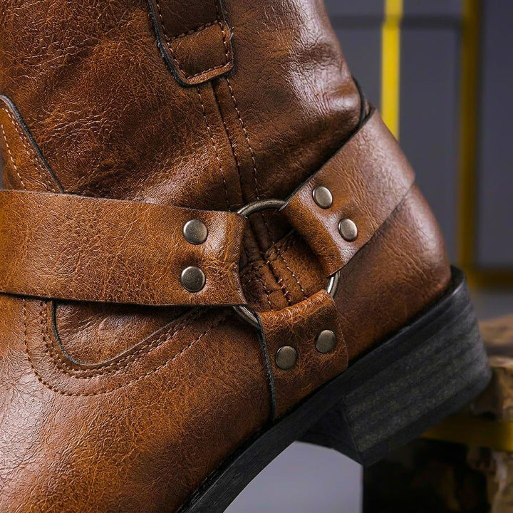 Men's vintage ankle boots with buckle straps and low heel