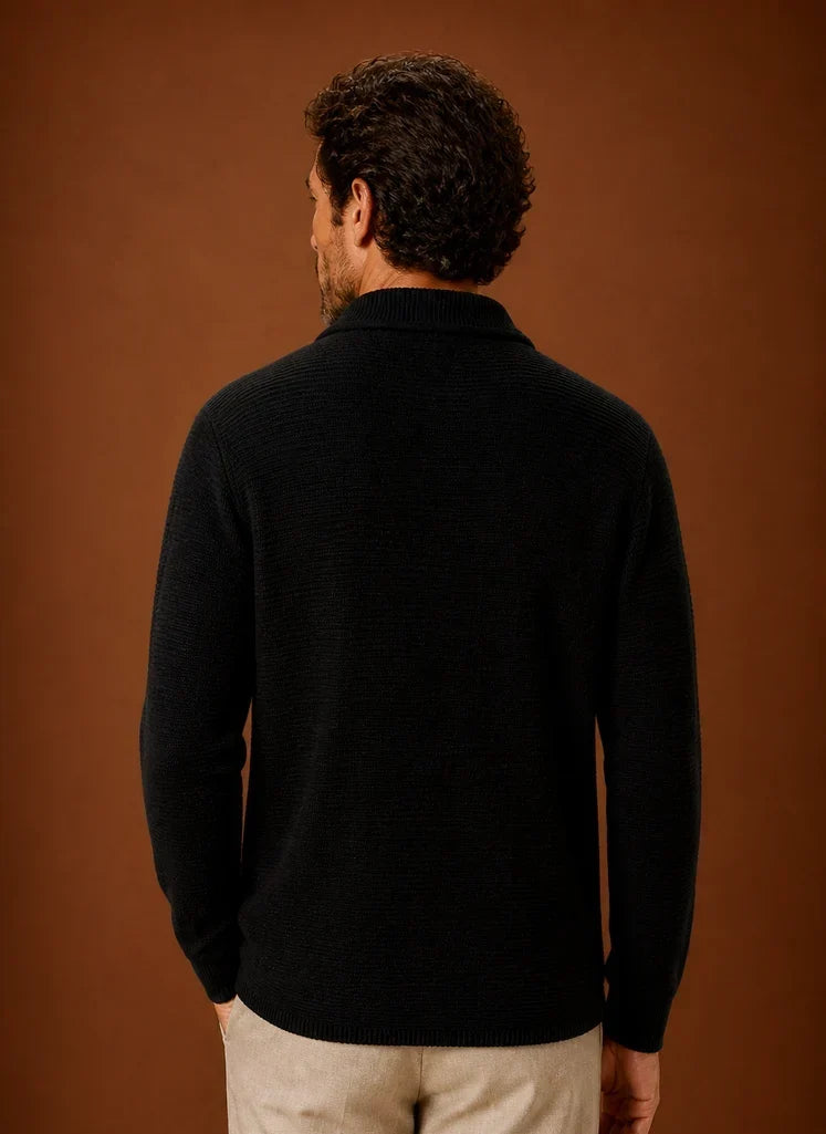 Men's knit cardigan sweater with lapels, double-breasted buttons and front pockets