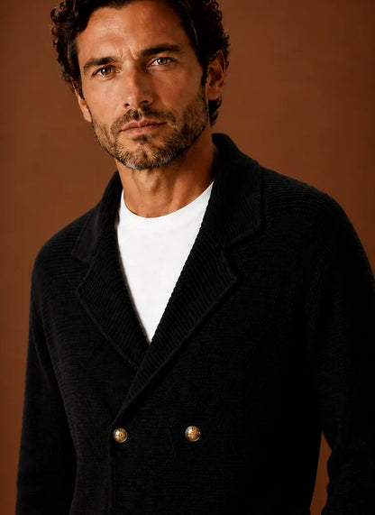 Men's knit cardigan sweater with lapels, double-breasted buttons and front pockets