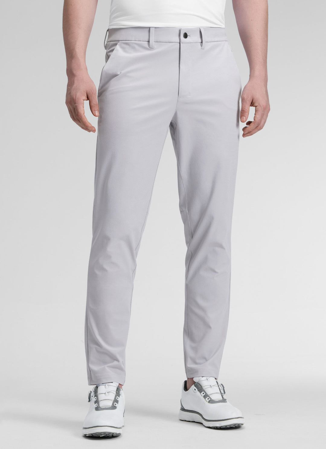 Men's straight-leg golf trousers with belt loops and side pockets