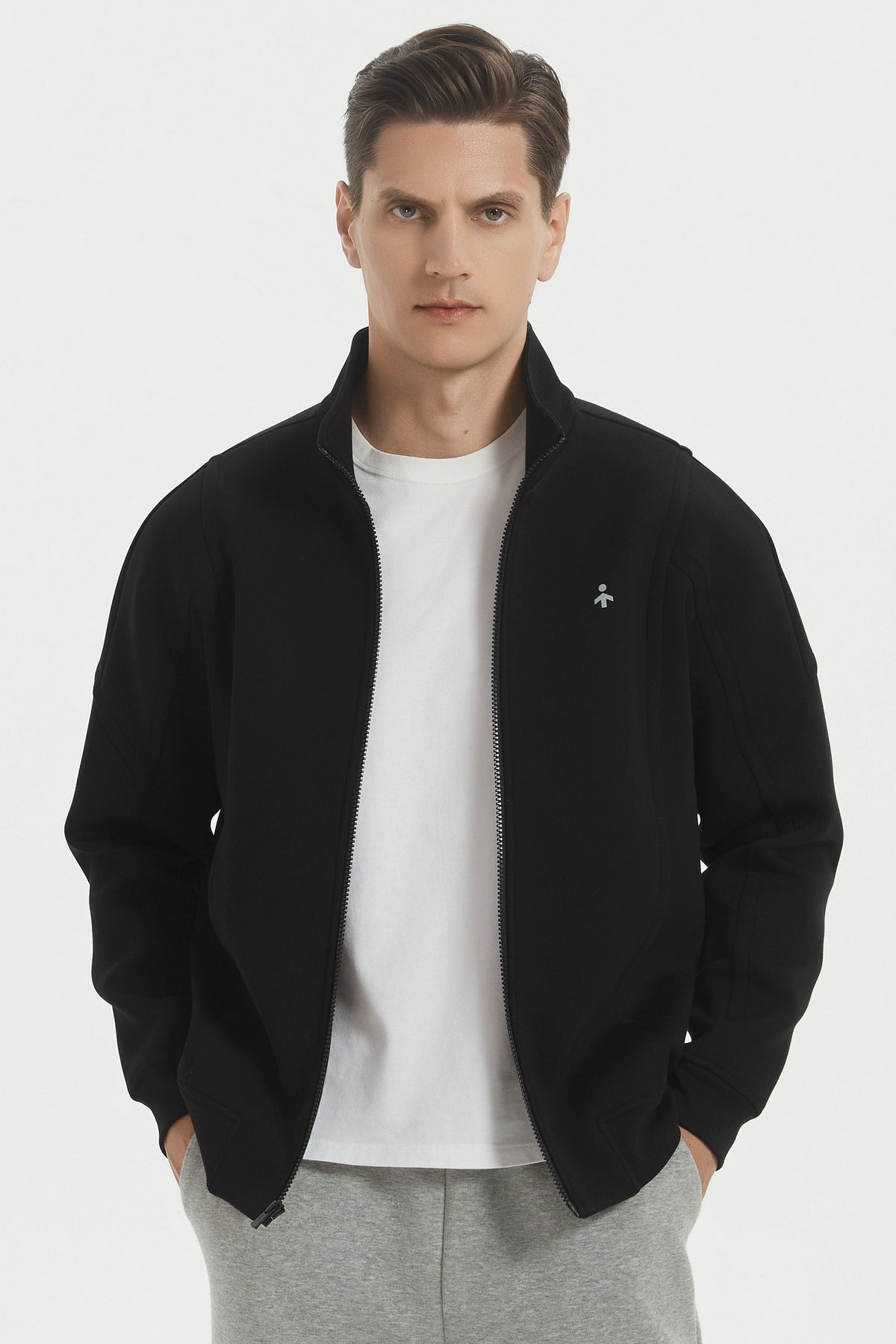 Men's full-zip sweatshirt jacket with mock collar and long sleeves